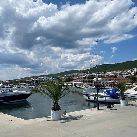 Apartamento One Bedroom Coastal Dreams A 7